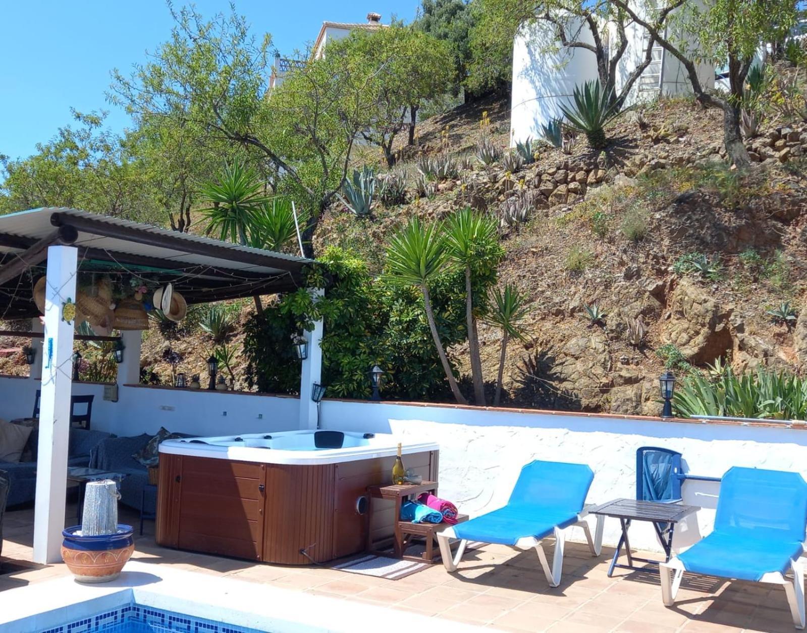 Vine Ridge Studio And Apartment Comares Exterior foto