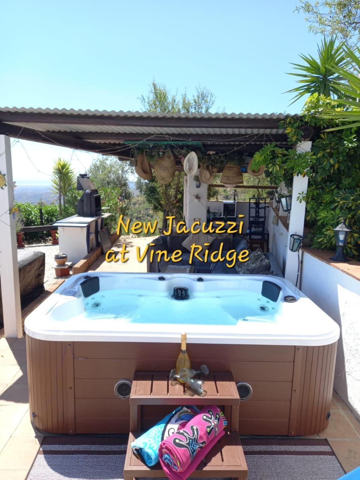 Vine Ridge Studio And Apartment Comares Exterior foto